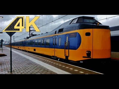 Vertrek ICMm 4039 en 4053 van Station Almere Oostvaarders | Ultra HD (4K)