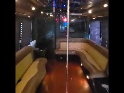 Exoticlimobus.com video.