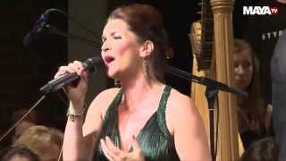 Maya Hakvoort - Papa, Can You Hear Me, A Piece of Sky
