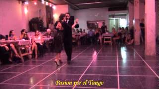 STEFANIA COLINA y JUAN MARTIN CARRARA bailando EL VIEJO VALS en FLOREAL MILONGA