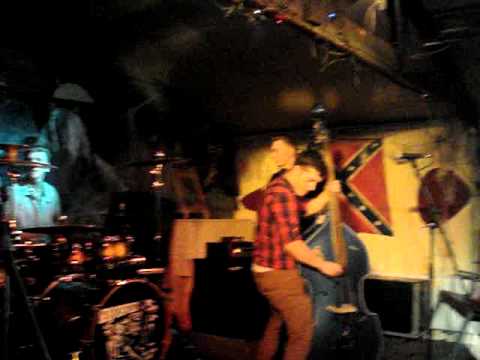 Knocksville + Rocket Overdrive • Tainted love • Cruise inn Amsterdam • 2011