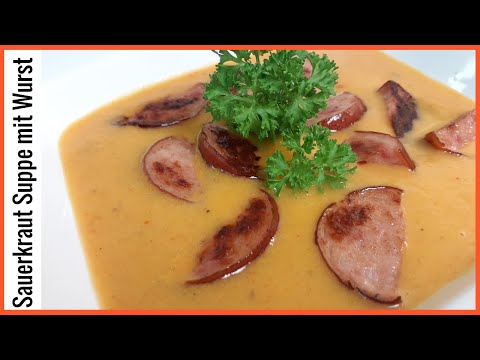 Sauerkraut Suppe mit Wurst pikant  - Sauerkrautsuppe aus Resten
