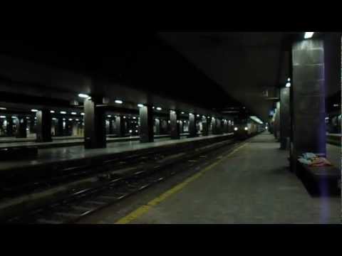 E656.039 + E656.042 in partenza con l' ICN 35955 Roma Termini - Siracusa/Palermo Centrale