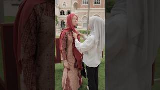 Download lagu Asking Malaysian Teenagers in Public to Style Her Hijab mp3