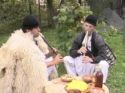 doine si strigaturi oltenesti din polovragi, gorj (1)