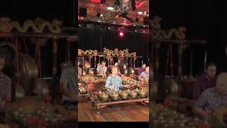 Download lagu Ladrang Wilujeng - Slendro Manyura mp3