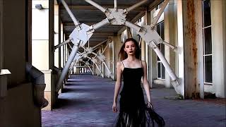 &quot;Tonight She Comes&quot;- The Cars