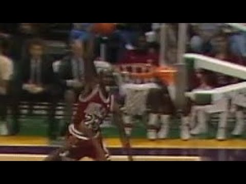 MICHAEL JORDAN “IS HE BIG ENOUGH?!”  Dunk Sequence Bulls @ Jazz 12-2-87
