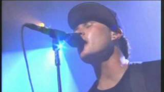 Blink-182 - Carousel (Live Chicago 2001)
