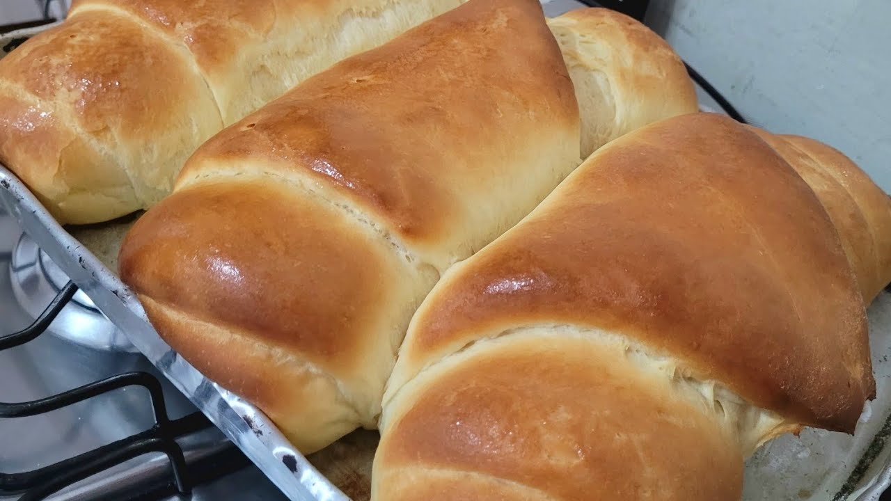 NÃO FICO SEM PÃO CASEIRO Receita super fácil saborosa da minha mãe ! Muito fofinho !