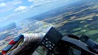 preview picture of video 'gliding on a bumpy day in Hampshire'