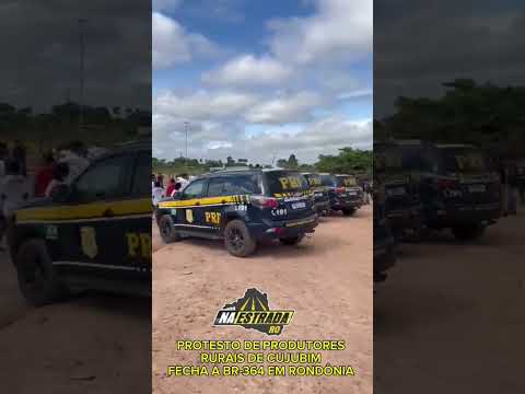 Protesto de produtores: BR-364 está totalmente fechada na entrada de Cujubim