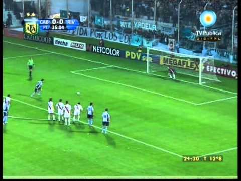 River Plate Vs Belgrano de Cordoba - Gol de penal de Mansanelli.mpg