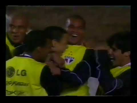 São Paulo 3 x 0 Chivas Guadalajara - Libertadores 2006 semifinal (volta)(Jornal da Globo)