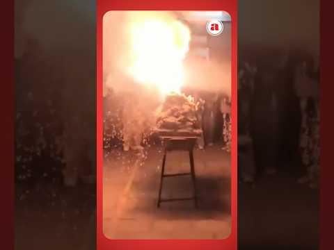 Explotó un volcán en una feria de ciencias en Pergamino. #AriesOnLine