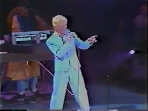 David Bowie Philadelphia 1983 (1) - Star