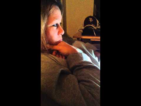 My mom reacting to NU'EST "FACE"