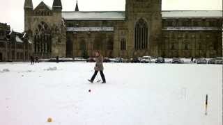 preview picture of video 'Snowquet on Palace Green, Durham'