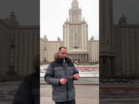 A Russian-language learner Guillaume checking out our verbs-of-motion wheel.
