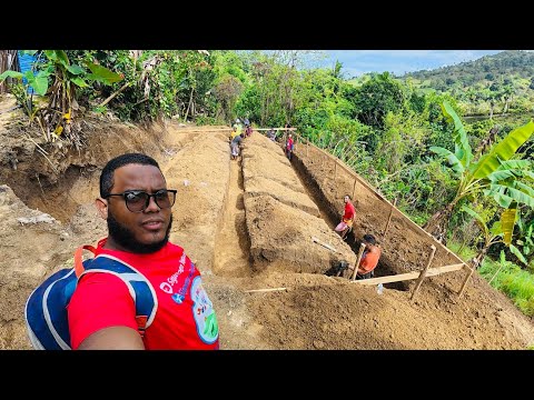 DÍA 6. LLEGARON LOS MATERIALES PARA LA CASA DE BOBOLO Y SU FAMILIA 