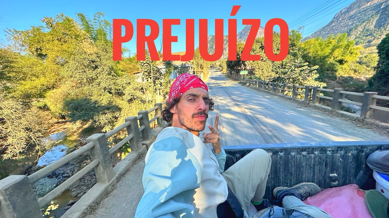 Hitchhiking for the 1ST TIME  IN MY LIFE - LAOS