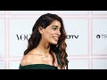 RED CARPET CEREMONY OF VOGUE BEAUTY AWARDS 2019 01 Mp4