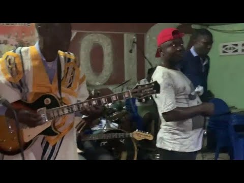 Armel Yapi & Akyékoi Orchestra - Akonda
