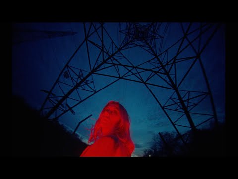 Thumbnail of the video: Wolf Alice - Blue Weekend ( film trailer)