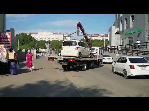 «Всего на пять минут». Рейд ГИБДД по неправильной парковке