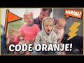 HOE OVERLEVEN WE DEZE STORM? ⚡ ( code oranje) | Bellinga Familie Vloggers #1395