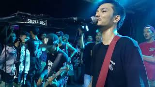 Download lagu Superiots - Koruptor live bekasi mp3 Download lagu Superiots - Koruptor live bekasi mp3
