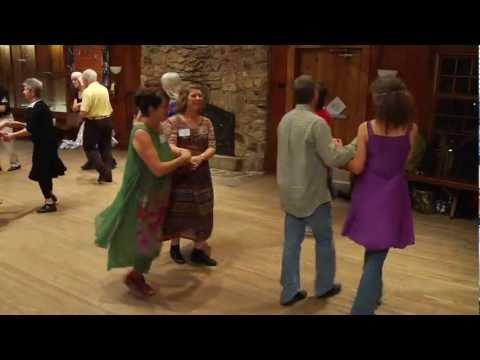 Pigtails and Ribbons singing square dance