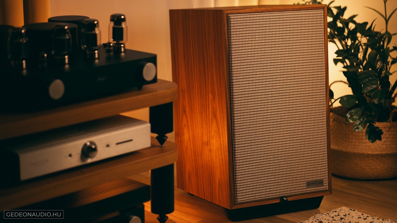 TÖMÖR GYÖNYÖR! Pylon Jade 20 hangfal unboxing - Gedeon Audio