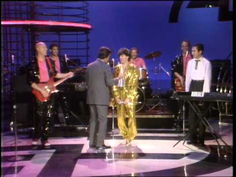 Dick Clark interviews Sparks - American Bandstand 1982
