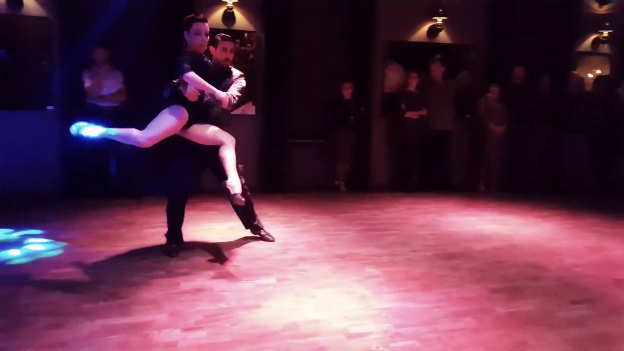 Giovanna Di Vincenzo & Sergio Martin Almiron - Pa' Que Te Oigan Bandoneon