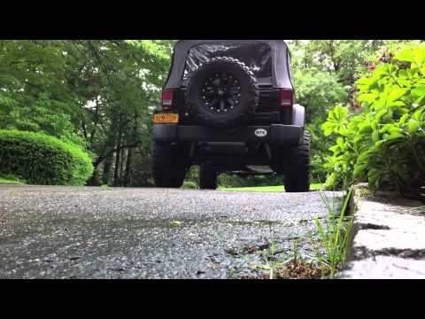 Gibson Exhaust LOUD REVS!!!- 2010 Jeep Wrangler Unlimited Rubicon