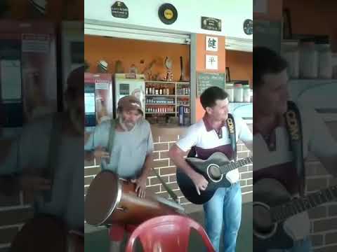 Zé da Timba e Zé Latinha - All the mountains are high