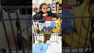 Download lagu Iziah Looks for Anisha While Shopping on a Budget at Giant mp3