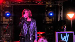 Sleeping With Sirens -Madness  live on June 13 2015