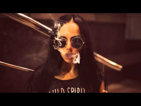 Latroit x Bishøp - Loving Every Minute