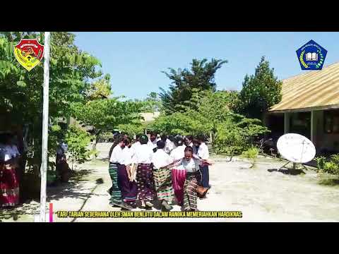 Tari tarian Sederhana Oleh SMAN Benlutu dalam Rangka Memeriahkan HARDIKNAS