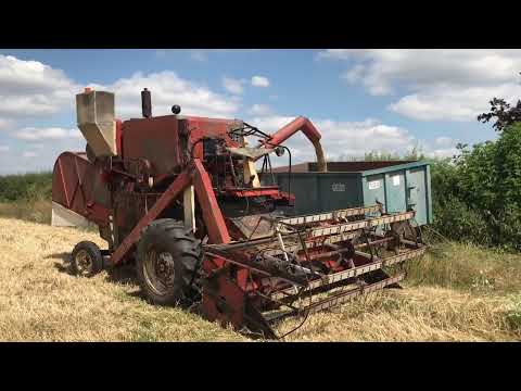 1964 Allis Chalmers Gleaner A super