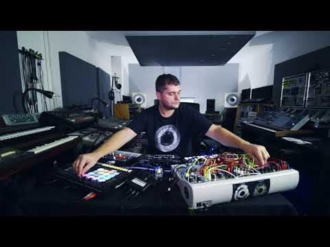 Florian Meindl Techno LIVE Act teaser 2019 - Modular Synth / 303 / Sampler - Film by Killswitchauto