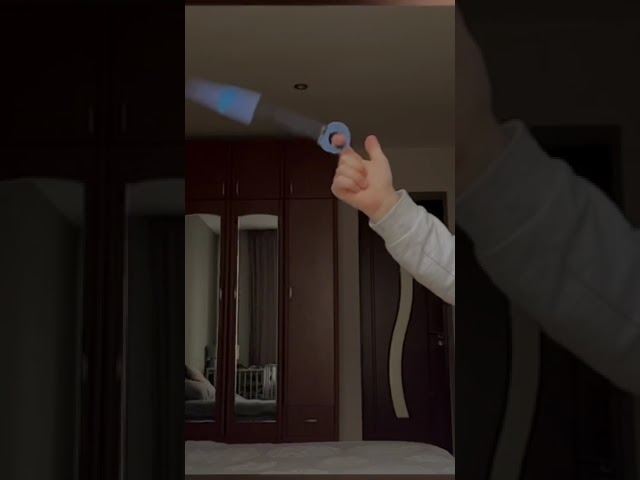 Vídeo relacionado con PLAYMOBIL Naruto 71100 Naruto Rikudou Modo Sabio con Camisa Amarilla, pantalón Negro y Sandalias Amarillas, además de un bastón y un Kunai, a Partir de 5 años
