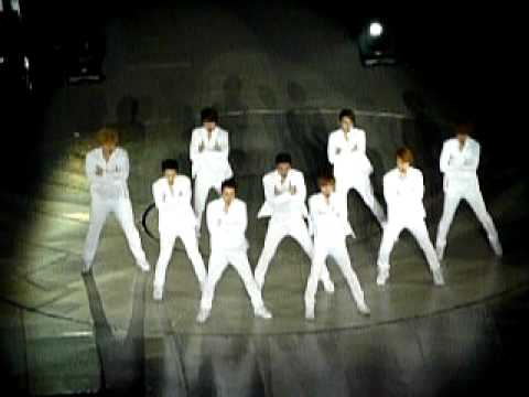 [2011.03.11]Super Show 3 Taiwan Sorry sorry (ryeowook focus)