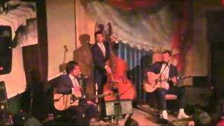 The Lost Fingers; Black Velvet (Alannah Myles, Christopher Ward)