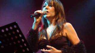 ADRIANA VARELA - Anclao en Paris