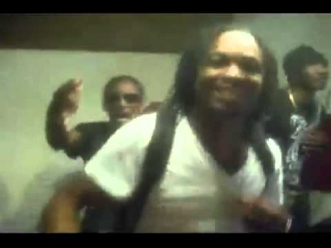 Patexx - More Money (Tweaked) - Unofficial Video [Smear Bass Riddim] DEC 2012