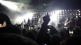 Intro Rester Vivant - Johnny Hallyday - Nîmes 2015