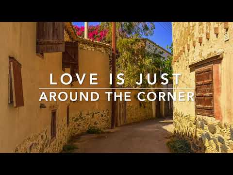 Love Is Just Around The Corner - Maxine Sullivan